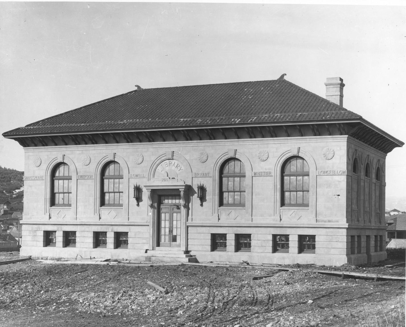 KLAMATH COUNTY CARNEGIE LIBRARY (1914-1955). PHOTO COURTESY OF KLAMATH COUNTY MUSEUM KLAMATH COUNTY CARNEGIE LIBRARY (1914-1955)