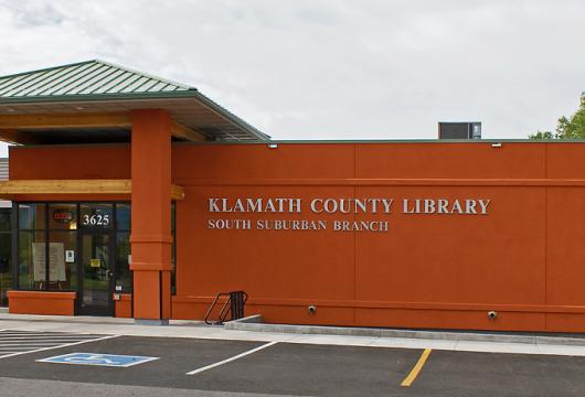 South Suburban Branch Library - Front